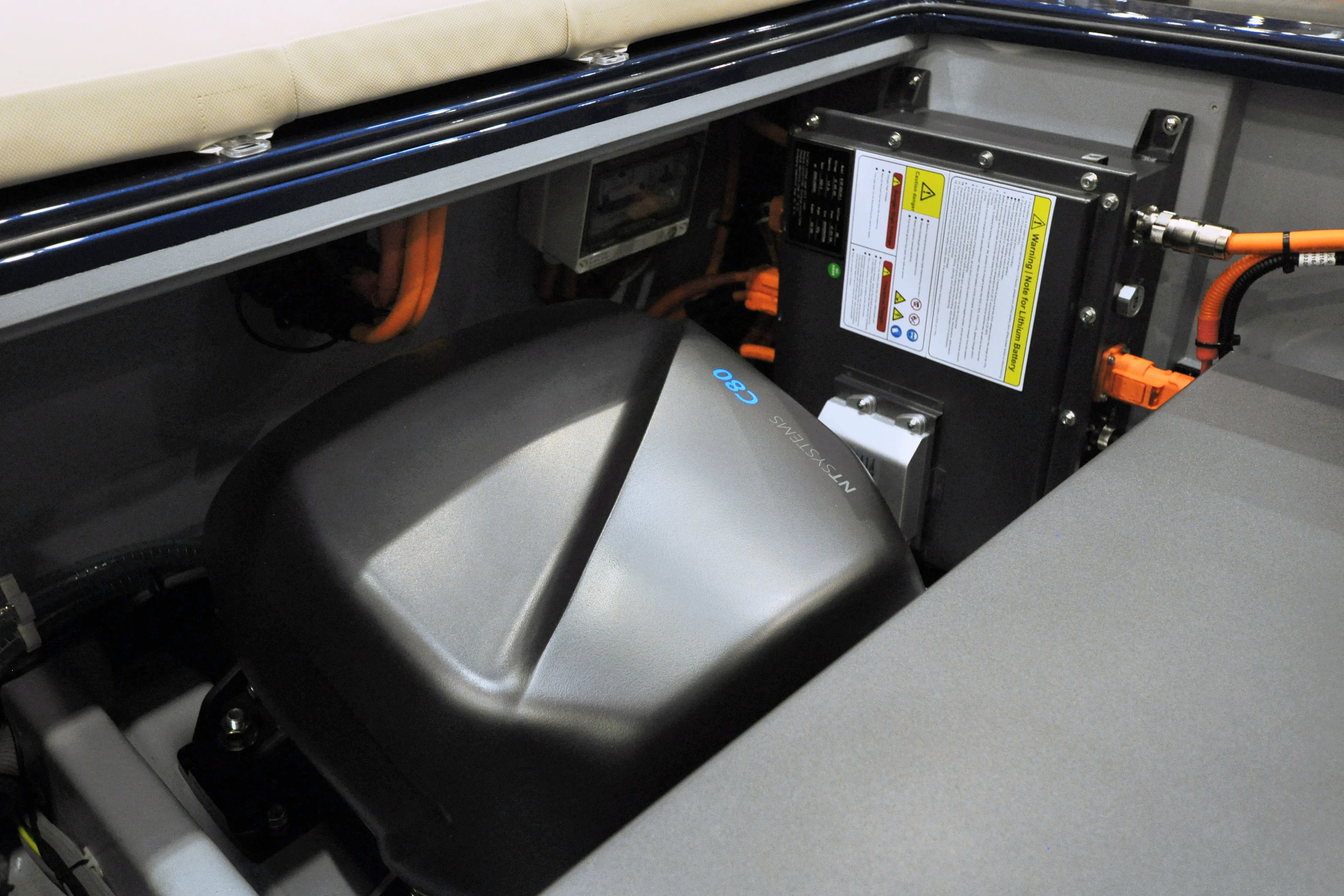 NTone 710 propulsion detail with battery cabling and installation space